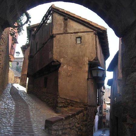 El Bricial Appartement Bezas Buitenkant foto