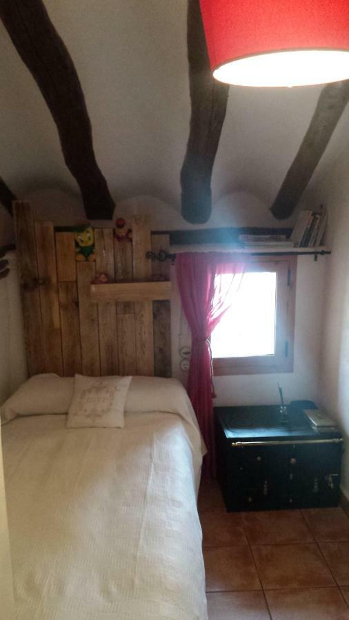 El Bricial Appartement Bezas Buitenkant foto