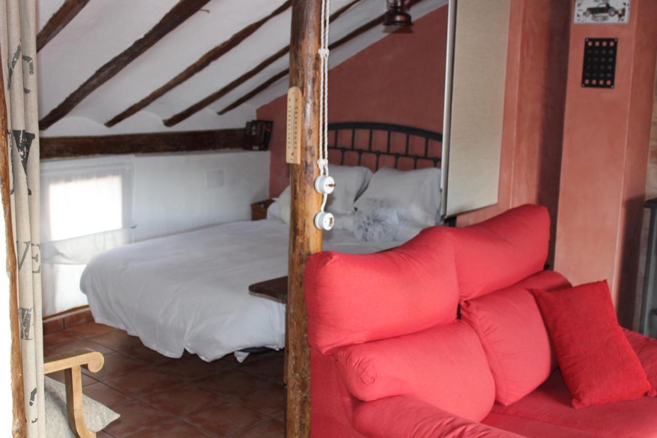 El Bricial Appartement Bezas Buitenkant foto